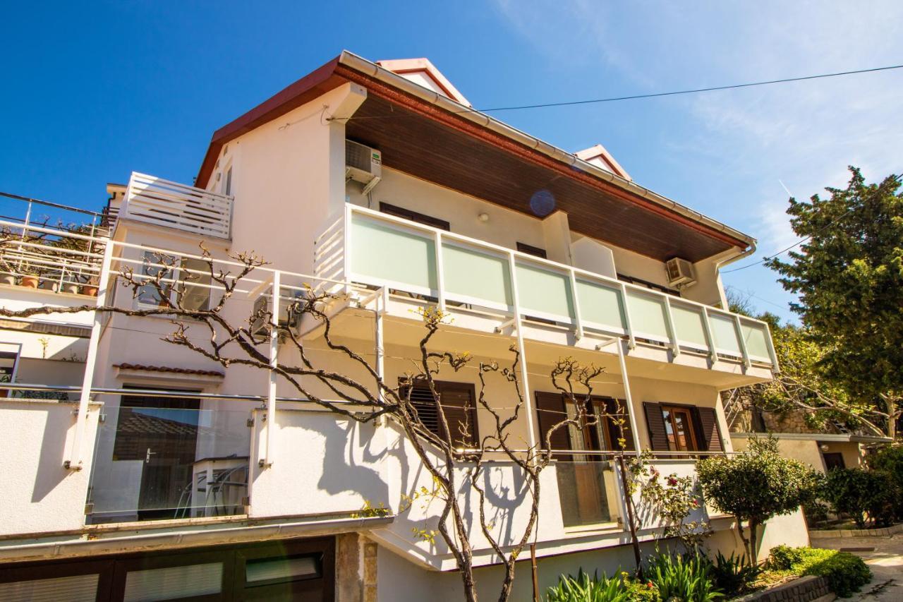 Apartment Mario With Terrace And Sea View Baška Екстериор снимка