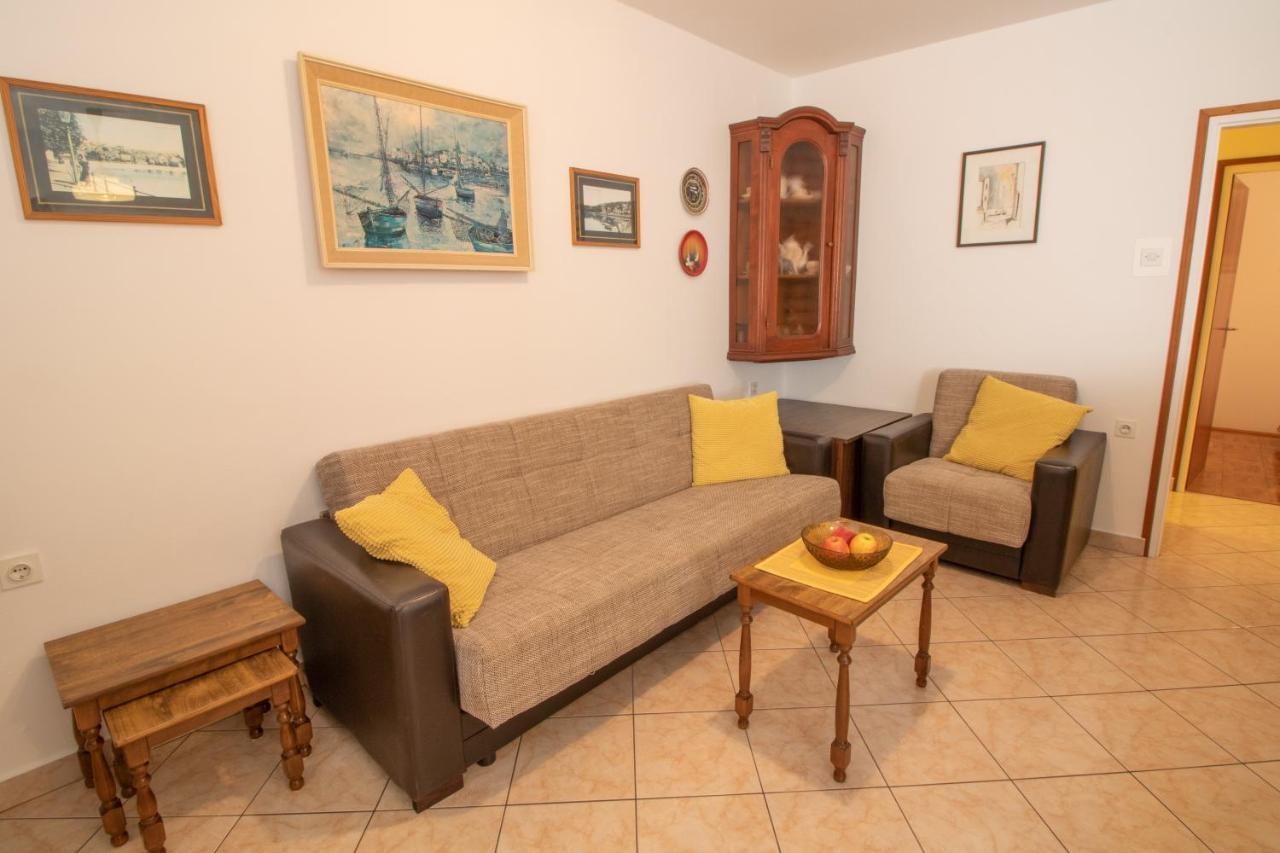 Apartment Mario With Terrace And Sea View Baška Екстериор снимка